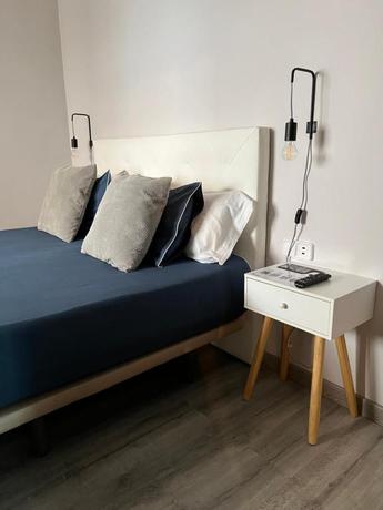 Imagen de la habitación del Hostal La Canonja. Foto 2