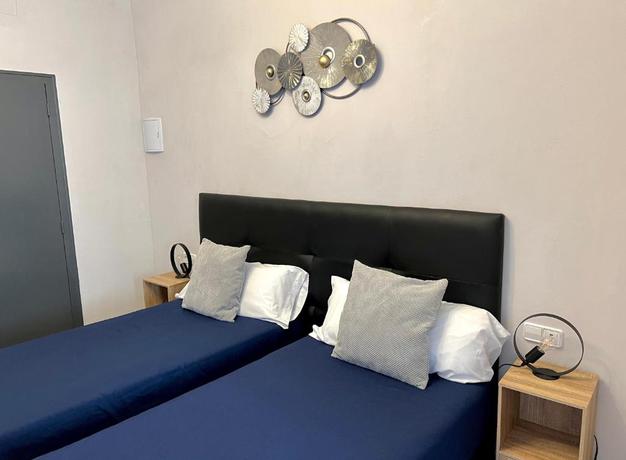 Imagen de la habitación del Hostal La Canonja. Foto 3