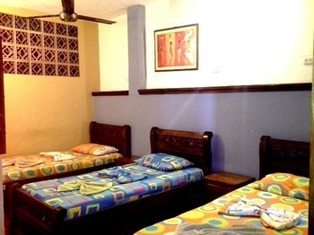 Imagen de los exteriores del Hostal La Casa De Felipe. Foto 11