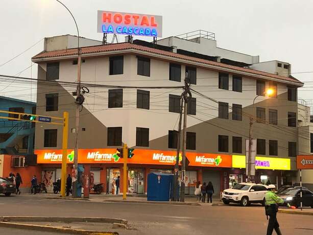 Imagen general del Hostal La Cascada, Lima Metropolitana. Foto 7