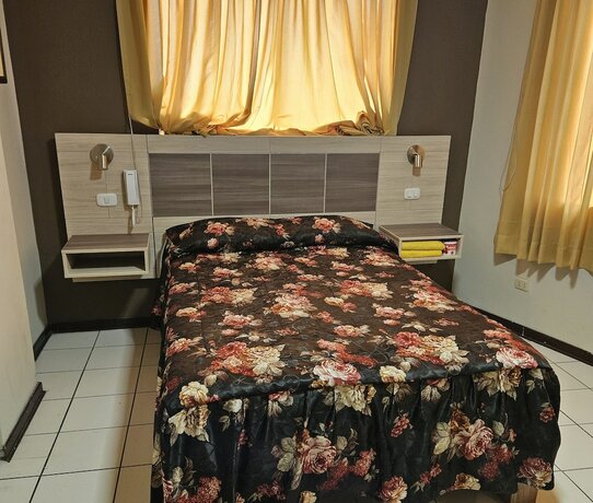 Imagen de la habitación del Hostal La Cascada, Lima Metropolitana. Foto 36