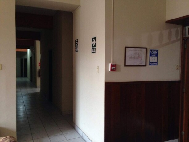 Imagen de los interiores del Hostal La Cascada, Lima Metropolitana. Foto 39