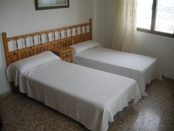 Imagen de la habitación del Hostal La Catalana. Foto 3