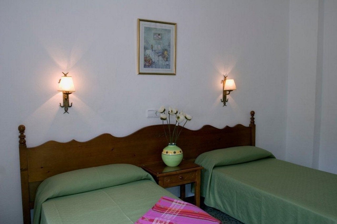 Imagen general del Hostal La Ceiba, Cala d'Or. Foto 6