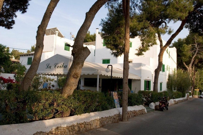 Imagen general del Hostal La Ceiba, Cala d'Or. Foto 7