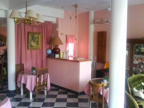 Imagen general del Hostal La Cofradia. Foto 10