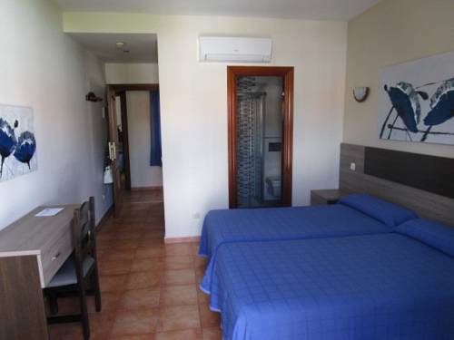 Imagen de la habitación del Hostal La Colonia. Foto 10