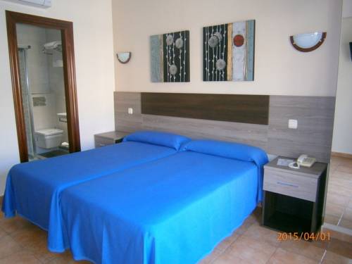 Imagen de la habitación del Hostal La Colonia. Foto 16