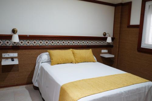 Imagen de la habitación del Hostal La Conile&ntilde;a. Foto 5