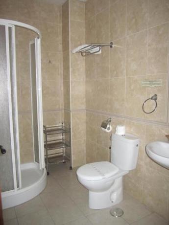 Imagen de la habitación del Hostal La Conile&ntilde;a. Foto 6