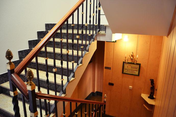 Imagen general del Hostal La Corte, Carri&oacute;n de los Condes. Foto 13