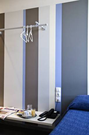 Imagen de la habitación del Hostal La Creu. Foto 7