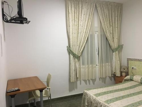 Imagen de la habitación del Hostal La Escapada. Foto 9