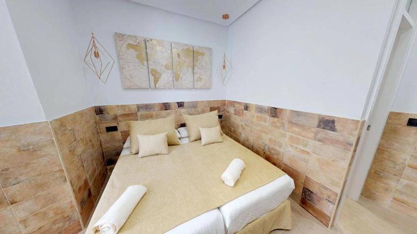 Imagen de la habitación del Hostal La Espa&ntilde;ola, Rota. Foto 3
