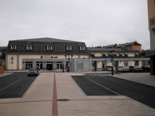 Imagen de los exteriores del Hostal La Estación, Ávila. Foto 6