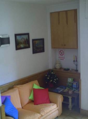 Imagen de los interiores del Hostal La Estacion, Puigcerdá. Foto 16