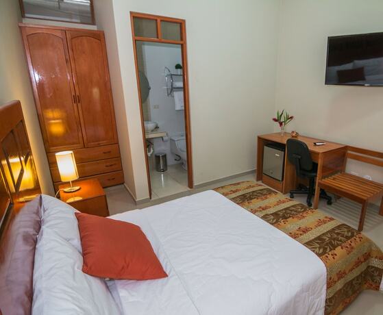 Imagen de la habitación del Hostal La Floresta Tarapoto. Foto 16
