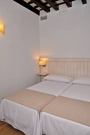 Imagen de la habitación del Hostal La Fonda, Conil de la Frontera. Foto 7