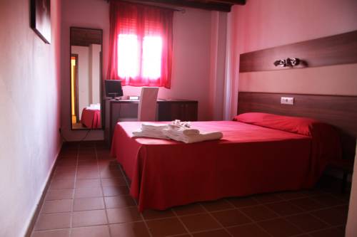 Imagen de la habitación del Hostal La Fonda del Rocío. Foto 18