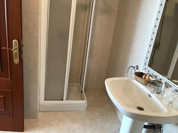 Imagen general del Hostal La Frontera. Foto 12