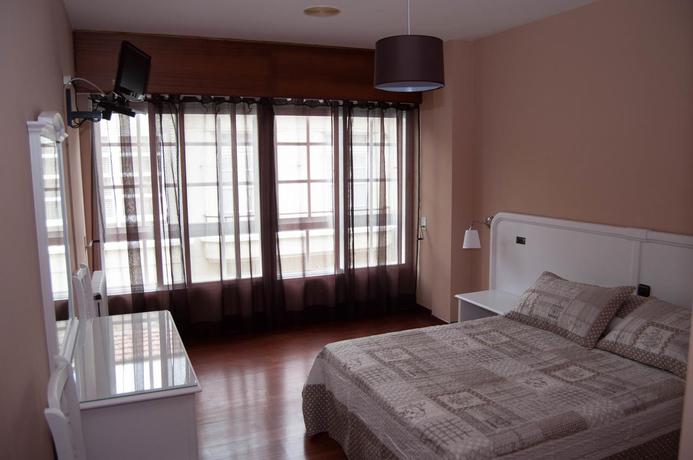 Imagen general del Hostal La Frontera, Ferrol. Foto 8