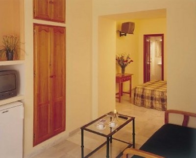 Imagen de la habitación del Hostal La Fuente, Córdoba. Foto 3