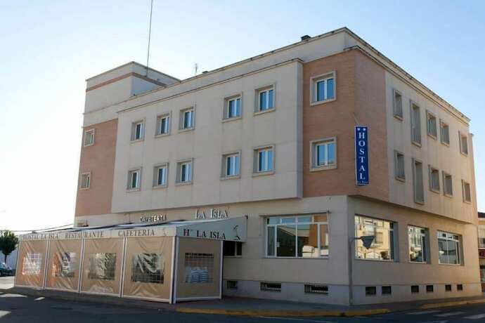 Imagen general del Hostal La Isla, Montijo. Foto 5