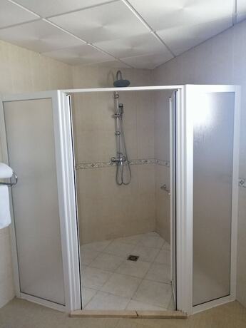 Imagen general del Hostal La Isla, Montijo. Foto 10