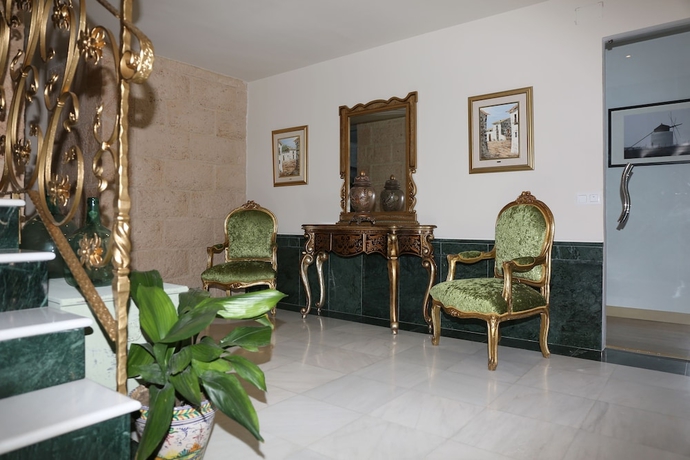 Imagen de los interiores del Hostal La Janda. Foto 14