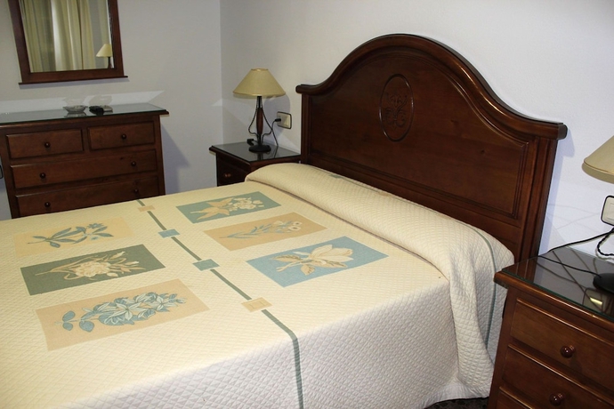 Imagen de la habitación del Hostal La Janda. Foto 6