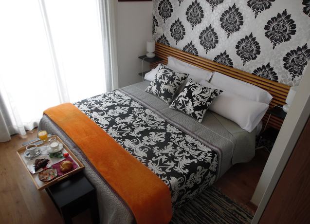 Imagen de la habitación del Hostal La Lluna. Foto 7