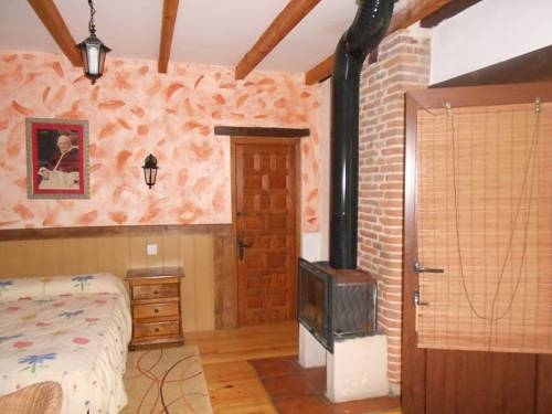Imagen de la habitación del Hostal La Mesnadita. Foto 4