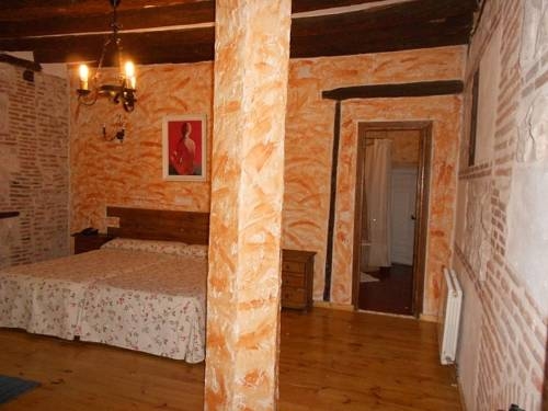 Imagen de la habitación del Hostal La Mesnadita. Foto 7