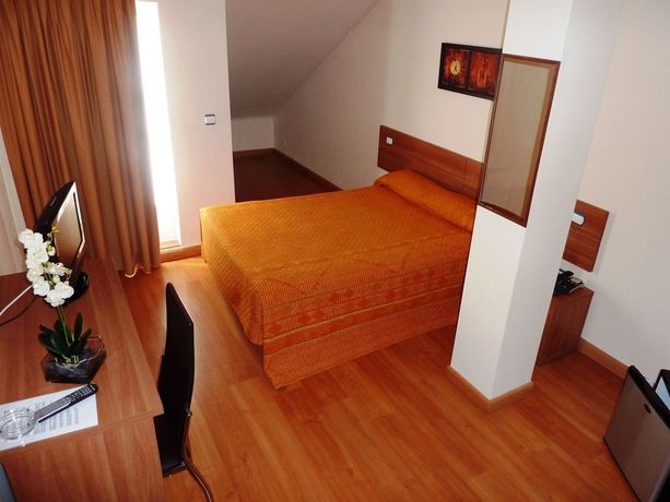 Imagen de la habitación del Hostal La Morada, LA CIST&Eacute;RNIGA. Foto 6