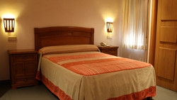 Imagen general del Hostal La Nava, Barrio de Salamanca. Foto 1