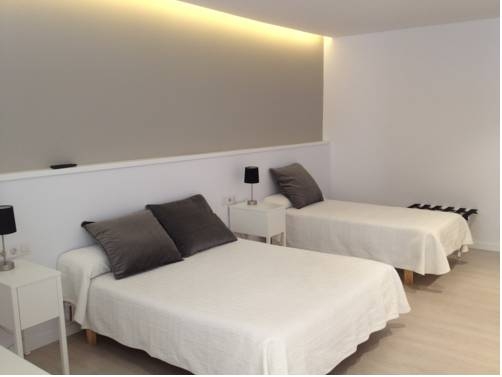 Imagen general del Hostal La Palma, Playas de Fornells. Foto 4