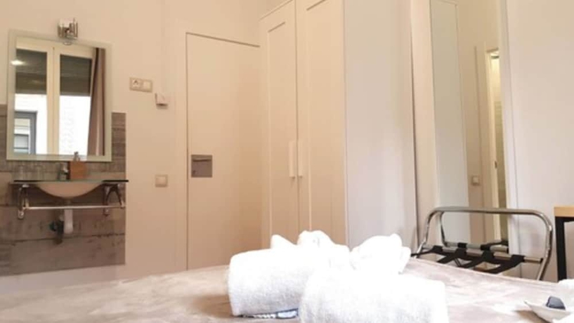 Imagen de la habitación del Hostal La Palmera, Las Ramblas. Foto 18