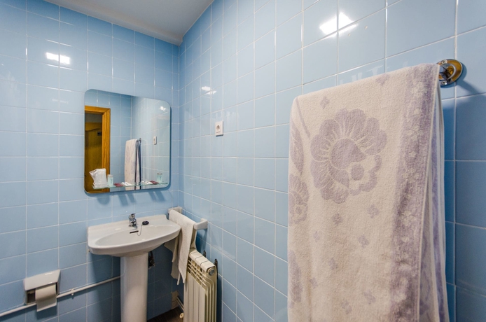 Imagen de la habitación del Hostal La Pastora. Foto 10