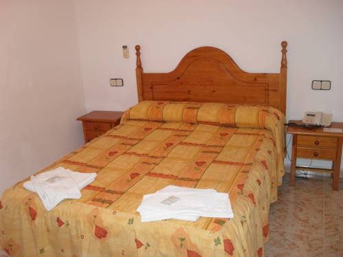 Imagen de la habitación del Hostal La Paz, Ossa de Montiel. Foto 4