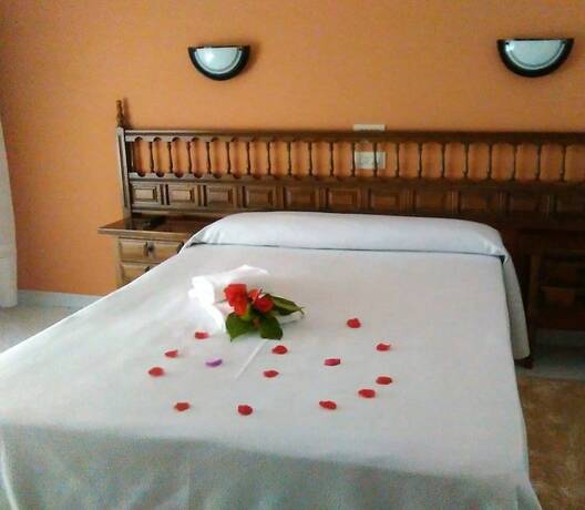 Imagen de la habitación del Hostal La Paz, Sanxenxo. Foto 17