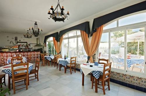 Imagen del bar/restaurante del Hostal La Posada De Conil. Foto 3