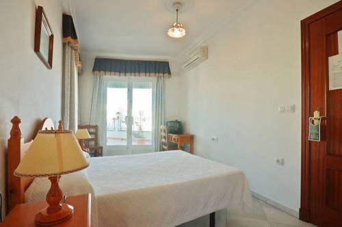 Imagen de la habitación del Hostal La Posada De Conil. Foto 4