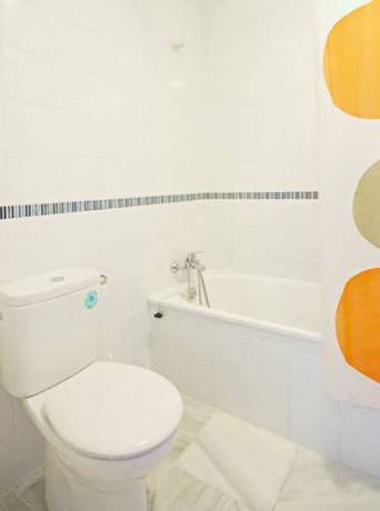 Imagen de la habitación del Hostal La Posada De Conil. Foto 8