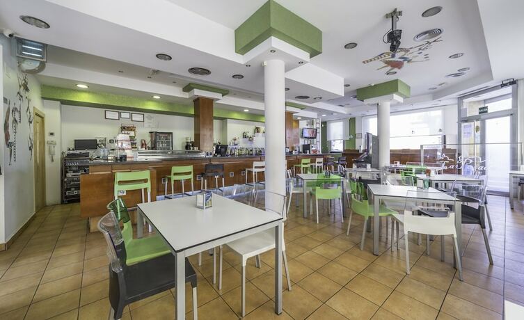 Imagen general del Hostal La Posada de Higueruela. Foto 8