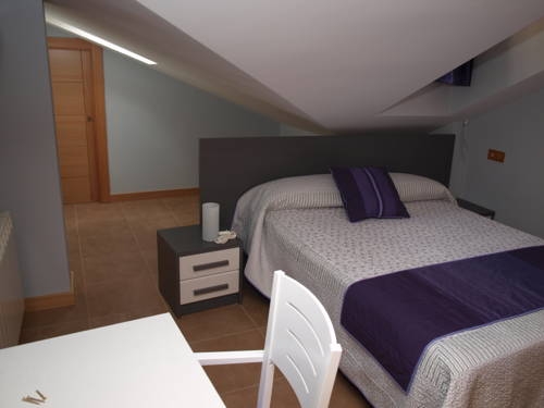 Imagen general del Hostal La Ribera Del Júcar. Foto 8