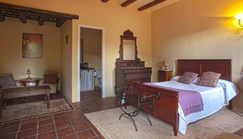 Imagen de la habitación del Hostal La Riera. Foto 4