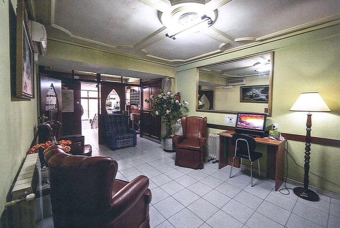 Imagen de los interiores del Hostal La Rosa, Cáceres. Foto 14