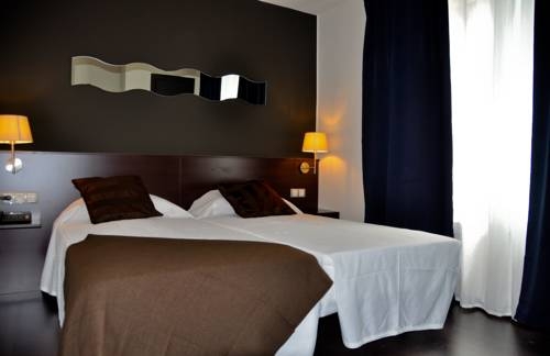 Imagen general del Hostal La Rotonda, Ourense. Foto 4