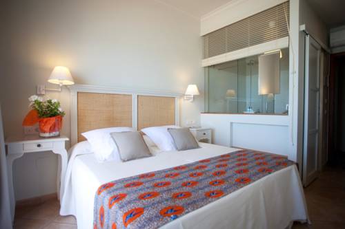 Imagen de la habitación del Hostal La Savina. Foto 6