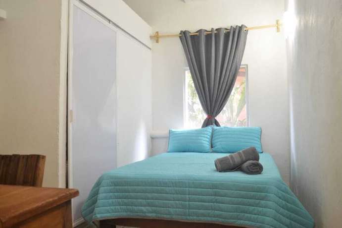 Imagen de la habitación del Hostal La Selva San Pancho. Foto 2